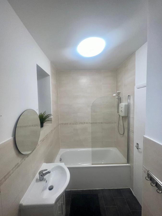 Leisure Studio Flat In Golders Green Лондон Екстер'єр фото